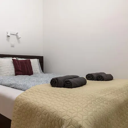 Nemeth 公寓 凯斯特海伊